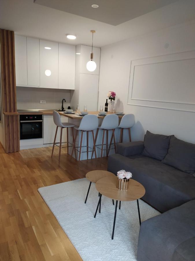 Apartman Milla Lux Novi Sad Exterior photo